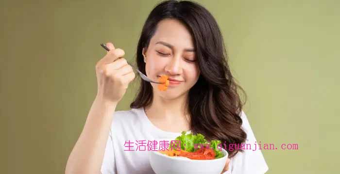 吃错加速老化！营养师揭秘：十大毁肤食物 vs 十大养肤食物-健康运动-生活健康网