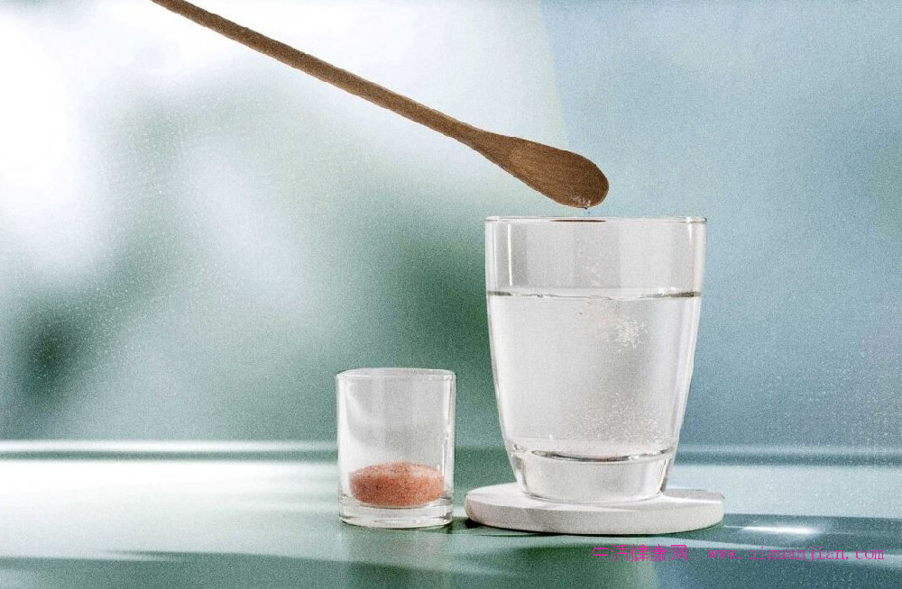 疾病预防：警惕脱水隐患，科学补水守护身体健康-疾病预防-生活健康网