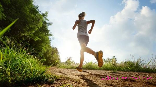 女性骨质疏松预防指南,疾病预防从护骨开始