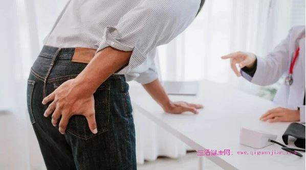 久坐易诱发痔疮？办公族这样做有效预防与缓解-疾病预防-生活健康网