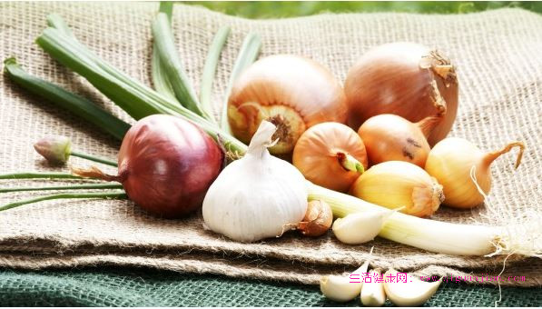 洋葱的十大健康功效与实用妙用，日常吃对益处多-食疗养生-生活健康网