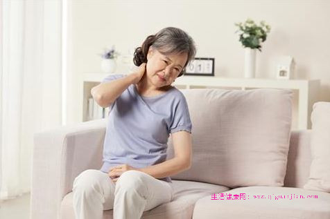 50岁女性频繁浑身疼？找准原因对症调理，警惕异常疼痛信号-疾病预防-生活健康网
